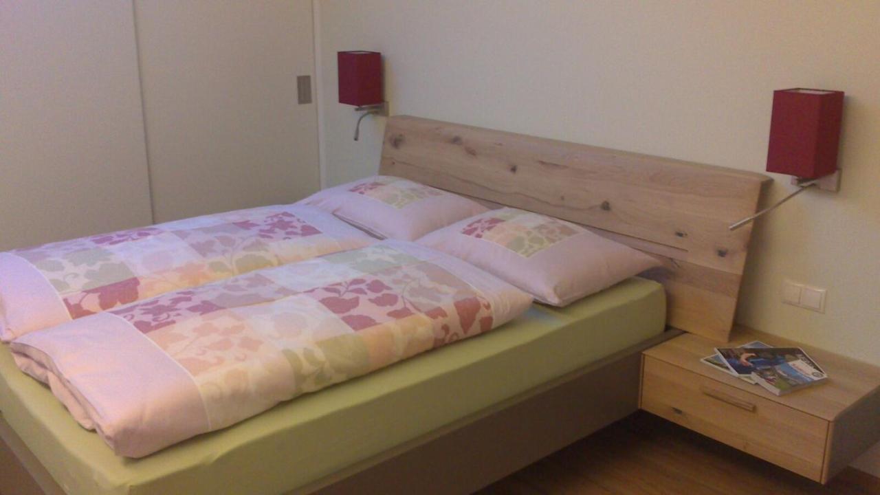 Viadolcevita - Gruene Gaestewohnung Lana Bagian luar foto